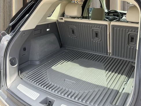 Used 2021 Cadillac XT5 Premium Luxury image 15