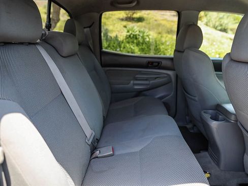 Used 2006 Toyota Tacoma PreRunner RWD image 22