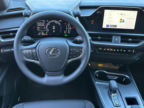 New 2026 Lexus UX 300h FWD image 27