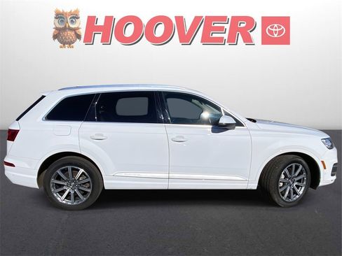 Used 2019 Audi Q7 3.0T Premium Plus w/ Premium Plus Package image 2