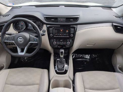 Certified 2020 Nissan Rogue Sport SV w/ Technology Package FWD image 15