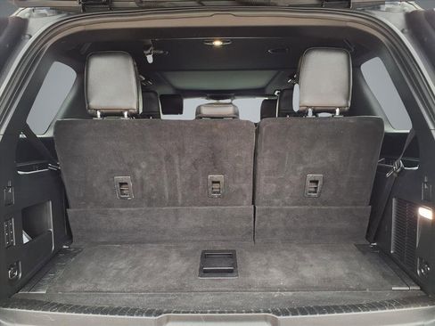 Used 2020 Ford Expedition XLT w/ Equipment Group 202A image 12
