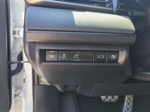 Certified 2026 Toyota Camry SE w/ Convenience Package FWD image 15
