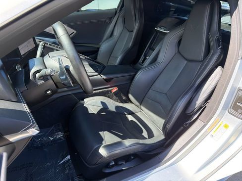 Used 2023 Chevrolet Corvette Stingray Preferred Cpe w/ Z51 Performance Package RWD image 34