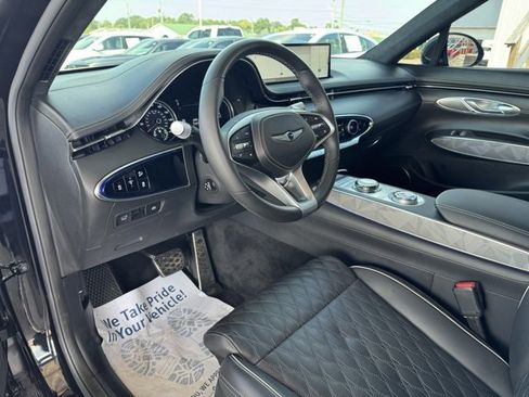 Used 2025 Genesis GV70 3.5T Sport w/ Sport Advanced Package image 22