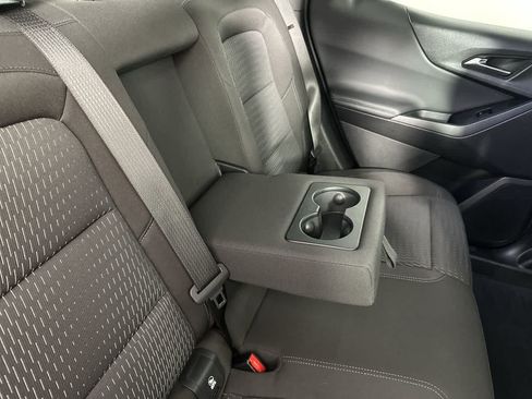 Used 2025 Chevrolet Equinox LT FWD image 24