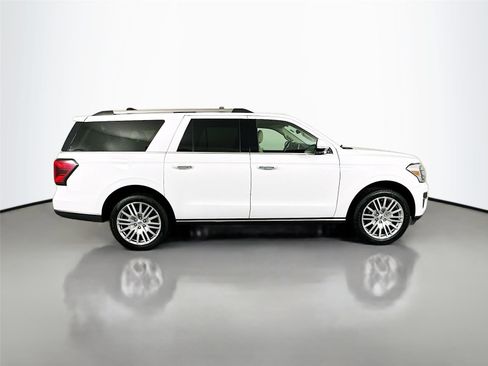 Used 2024 Ford Expedition Max Limited image 8