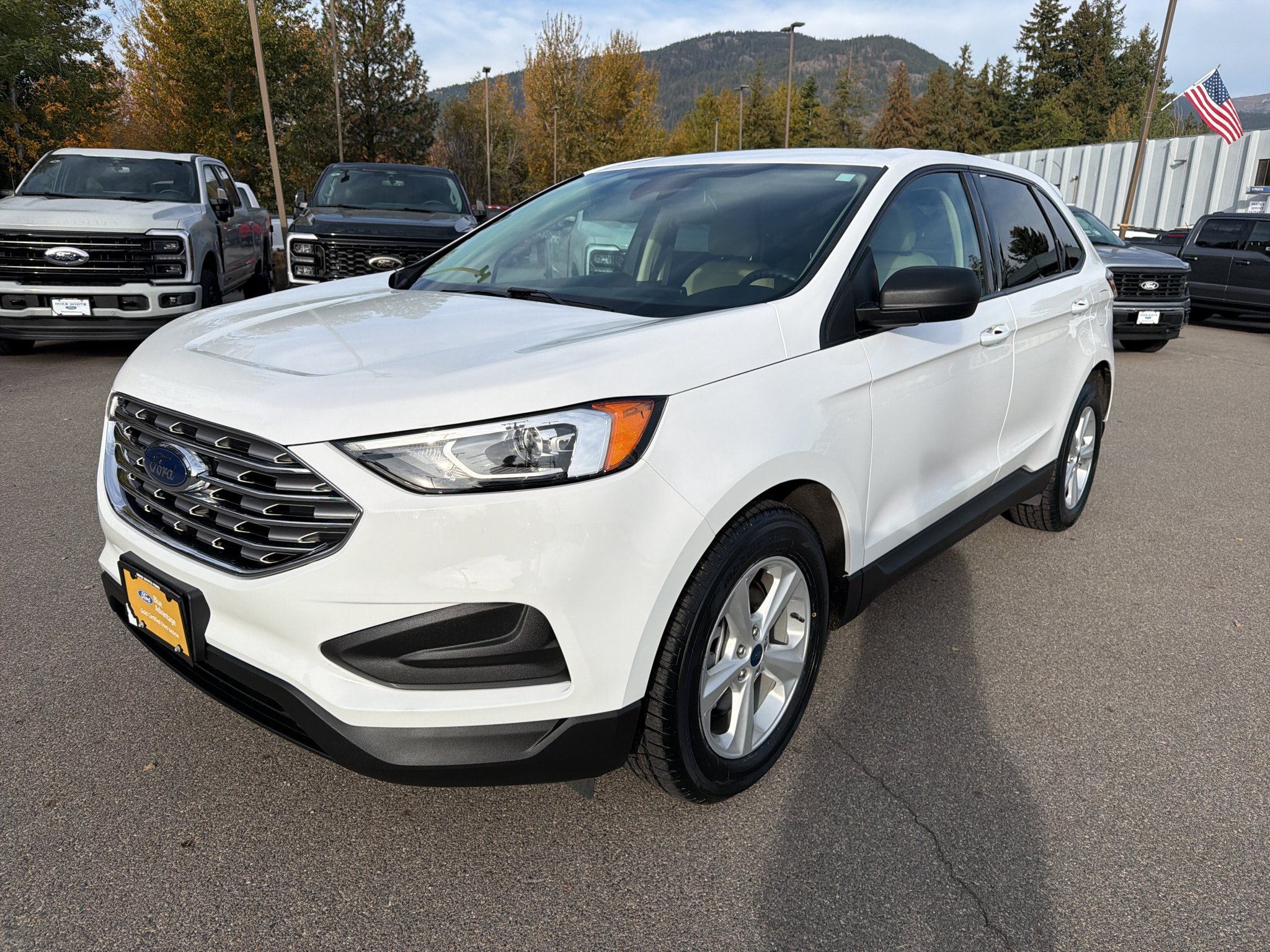 Used 2022 Ford Edge SE AWD/4WD image 3
