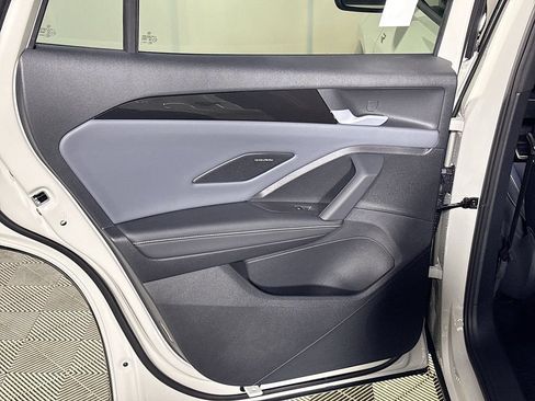 New 2026 Volkswagen Tiguan SEL R-Line AWD/4WD image 20