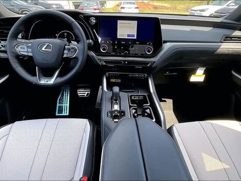 New 2026 Lexus TX 500h AWD image 5