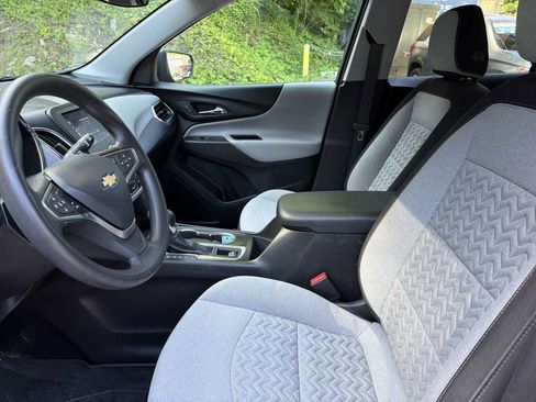 Certified 2023 Chevrolet Equinox LS w/ LS Convenience Package AWD/4WD image 18