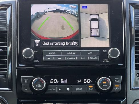 Used 2023 Nissan Titan PRO-4X w/ Pro-4x Convenience Package image 20