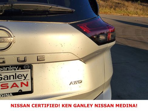 Certified 2024 Nissan Rogue S image 15