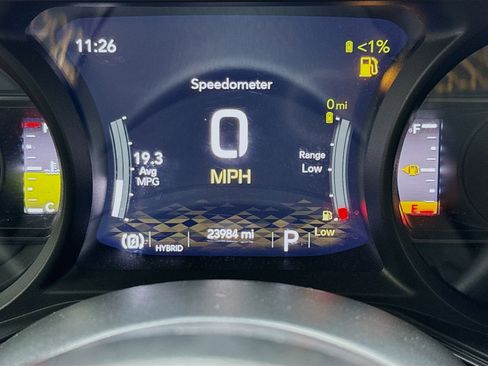 Used 2024 Jeep Wrangler Unlimited image 8