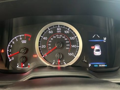 Used 2020 Toyota Corolla SE FWD image 19