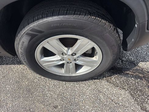 Used 2018 Chevrolet Trax LT AWD/4WD image 14