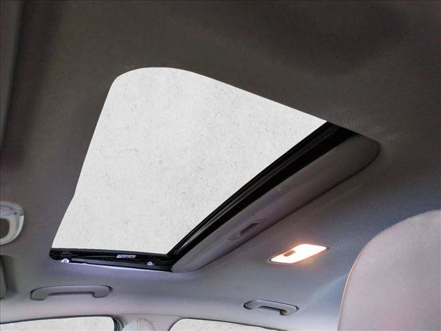 Used 2025 Hyundai Elantra SEL FWD image 16