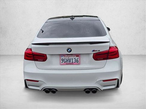 Used 2017 BMW M3 RWD image 6