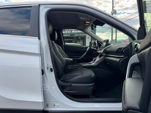 Used 2024 Mitsubishi Eclipse Cross SE image 21