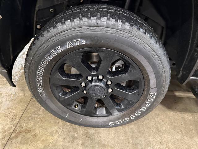 Certified 2024 RAM 2500 Big Horn w/ Night Edition AWD/4WD image 39