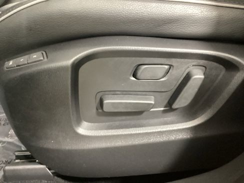 Used 2025 MAZDA CX-5 AWD 2.5 S w/ Preferred Package image 19
