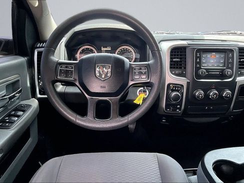 Used 2019 RAM 1500 Classic SLT AWD/4WD image 5