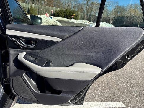 Used 2020 Subaru Outback Premium image 15