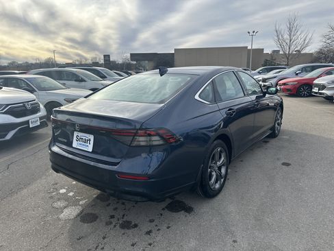 Used 2023 Honda Accord EX image 4