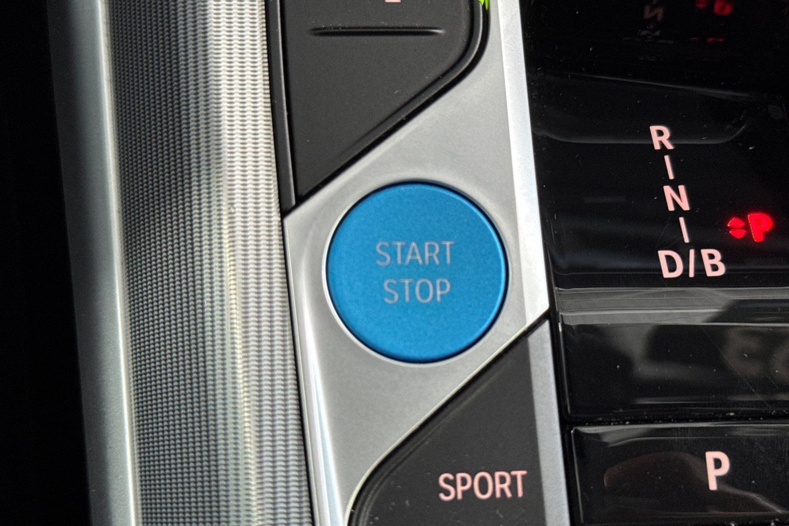 Certified 2023 BMW i4 eDrive40 w/ M Sport Package RWD image 28