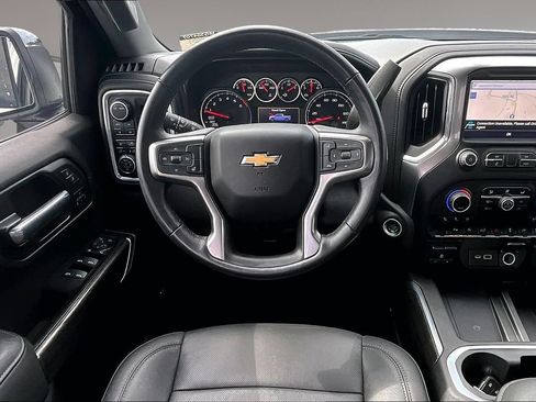 Used 2021 Chevrolet Silverado 1500 LTZ w/ LTZ Convenience Package II AWD/4WD image 10