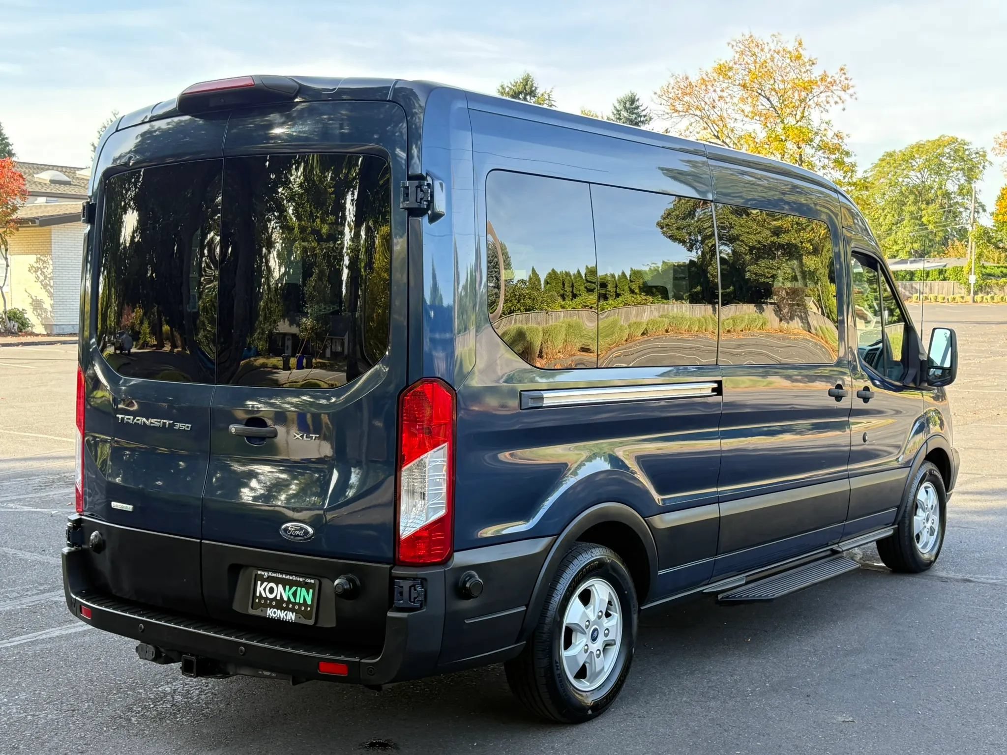Used 2019 Ford Transit 350 XLT RWD image 6