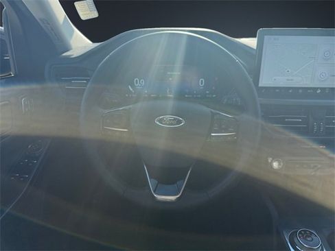 Used 2023 Ford Escape Active w/ Tech Pack #2 image 12