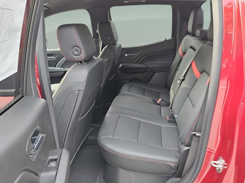 New 2026 Chevrolet Colorado Z71 w/ Technology Package image 12