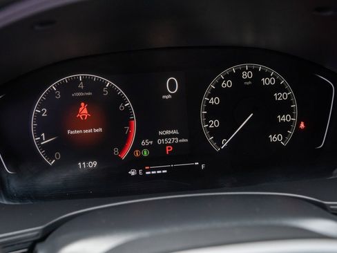 Used 2025 Honda Civic Sport image 15