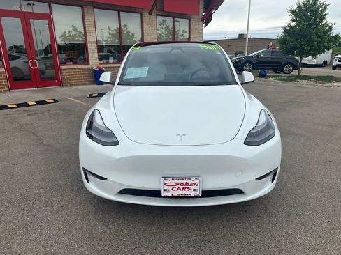 Used 2022 Tesla Model Y Performance AWD/4WD image 2