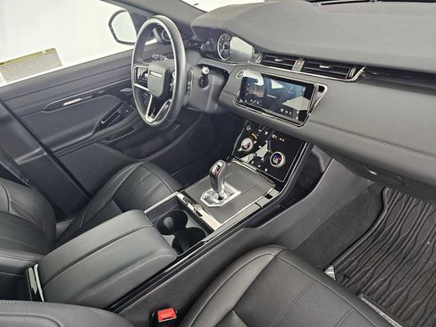 Used 2023 Land Rover Range Rover Evoque R-Dynamic SE image 11
