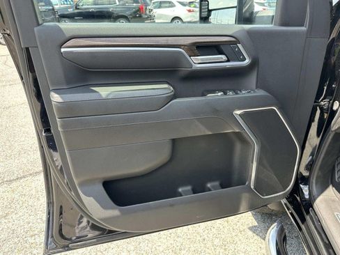 Certified 2025 Chevrolet Silverado 2500 LT image 17