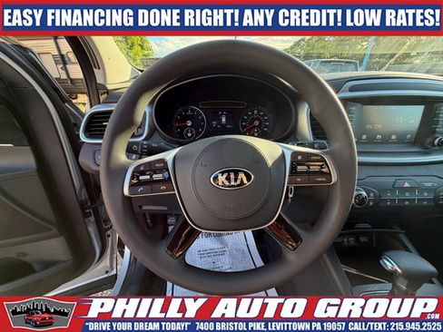 Used 2019 Kia Sorento FWD image 27