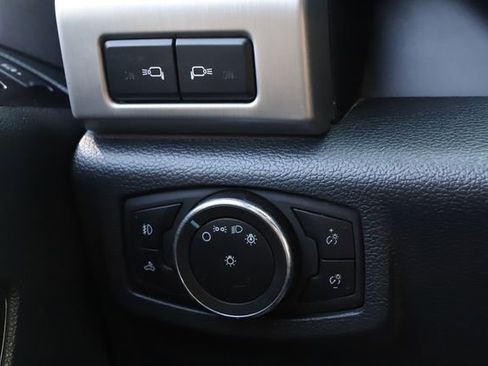 Used 2022 Ford F350 Platinum image 40