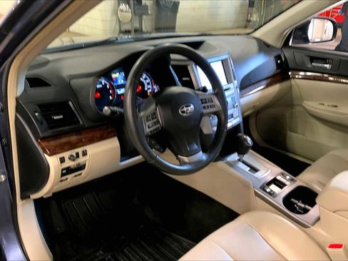 Used 2014 Subaru Legacy 2.5i Limited image 18