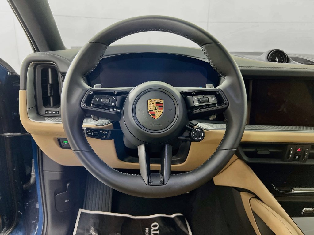 Certified 2026 Porsche Cayenne S AWD/4WD image 12