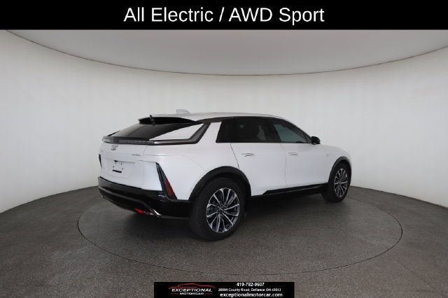 Used 2024 Cadillac Lyriq Sport w/ LPO, Floor Liner Package AWD/4WD image 19