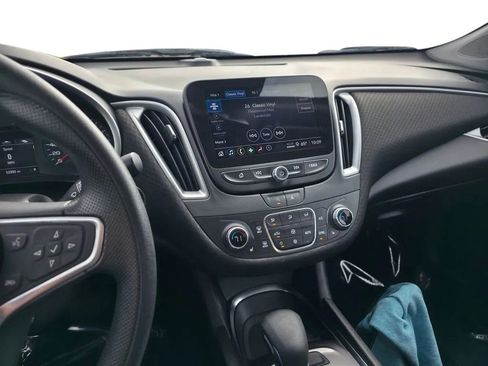 Used 2023 Chevrolet Malibu LT image 25
