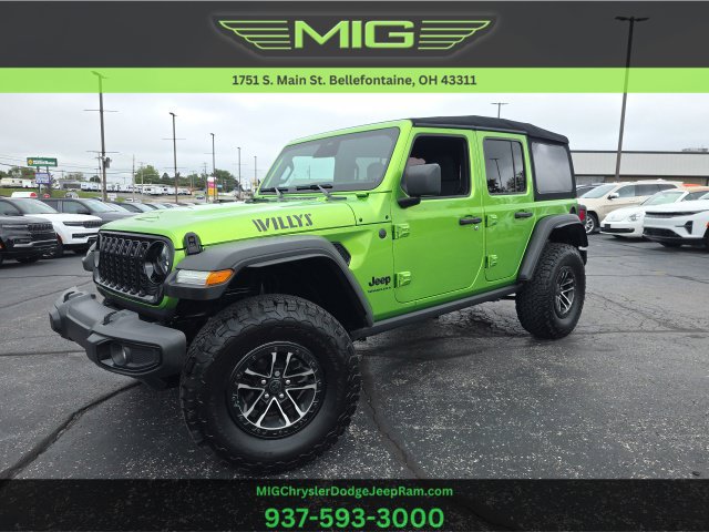 Used 2025 Jeep Wrangler Unlimited Sport AWD/4WD image 1