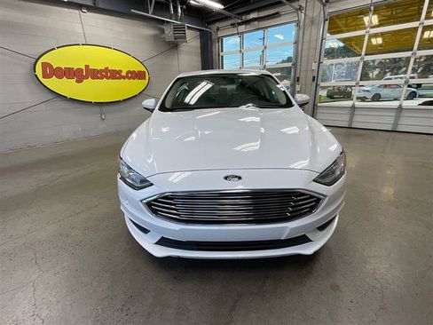 Used 2018 Ford Fusion S FWD image 8