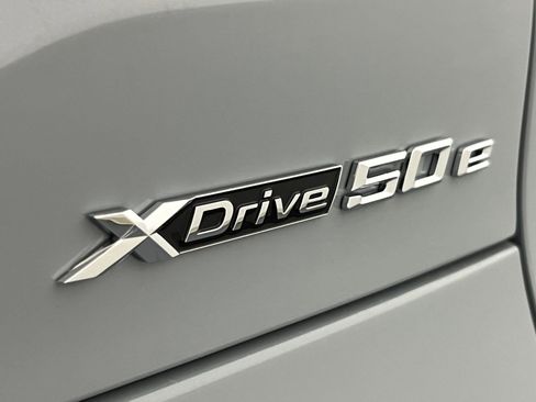 Used 2026 BMW X5 xDrive50e image 35