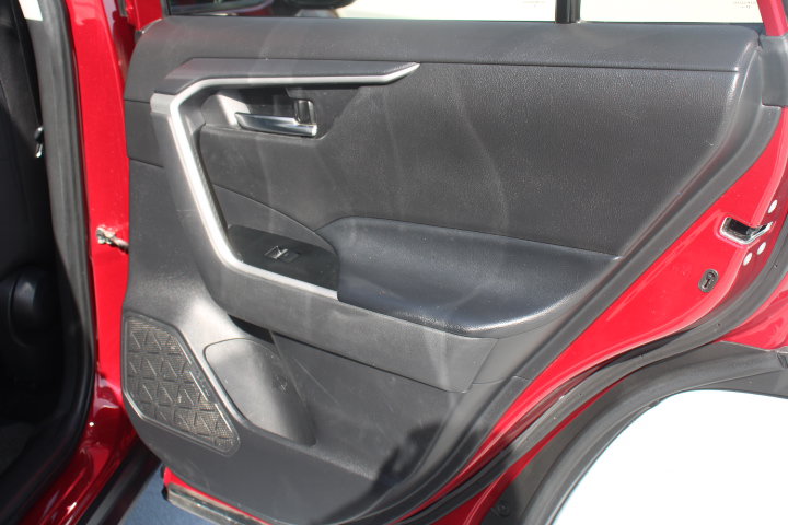 Certified 2024 Toyota RAV4 XLE w/ Convenience Package AWD/4WD image 18