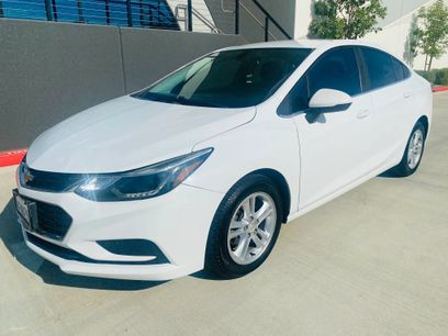 Used 2018 Chevrolet Cruze LT