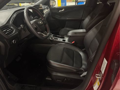 New 2025 Ford Escape ST-Line Elite image 25