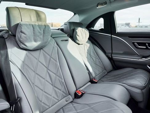 Used 2021 Mercedes-Benz Maybach S 580 4MATIC image 39